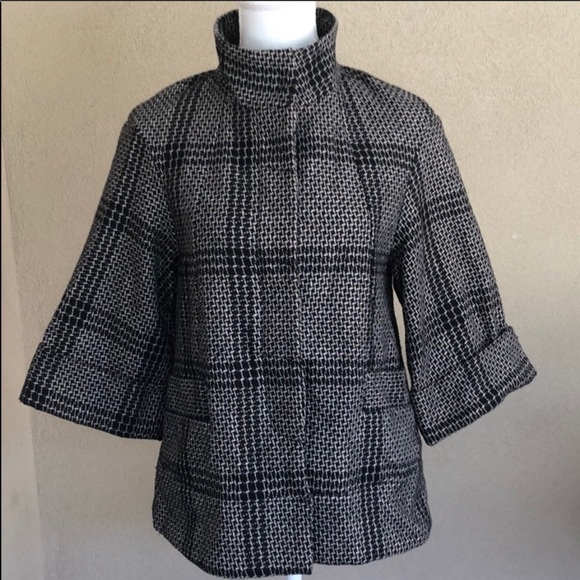 (Sold) Anthro Tulle Black and Tan Jacket 3/4 Sleev - Picture 3 of 8